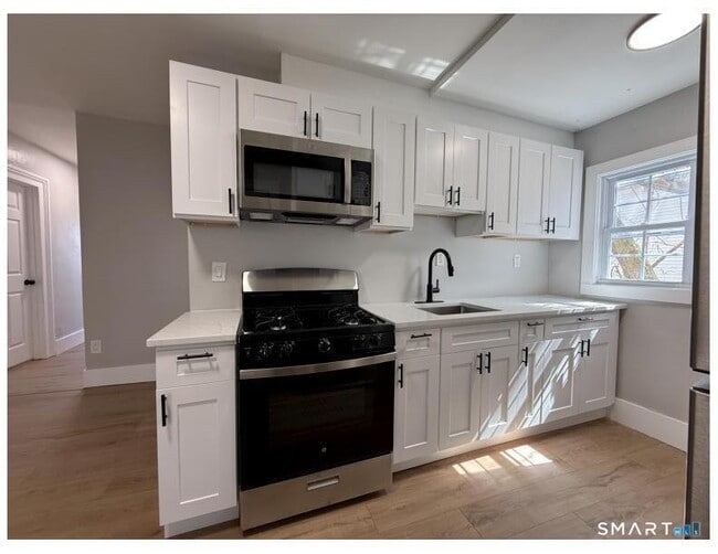 Photo - 324 Congress Ave Unit 2