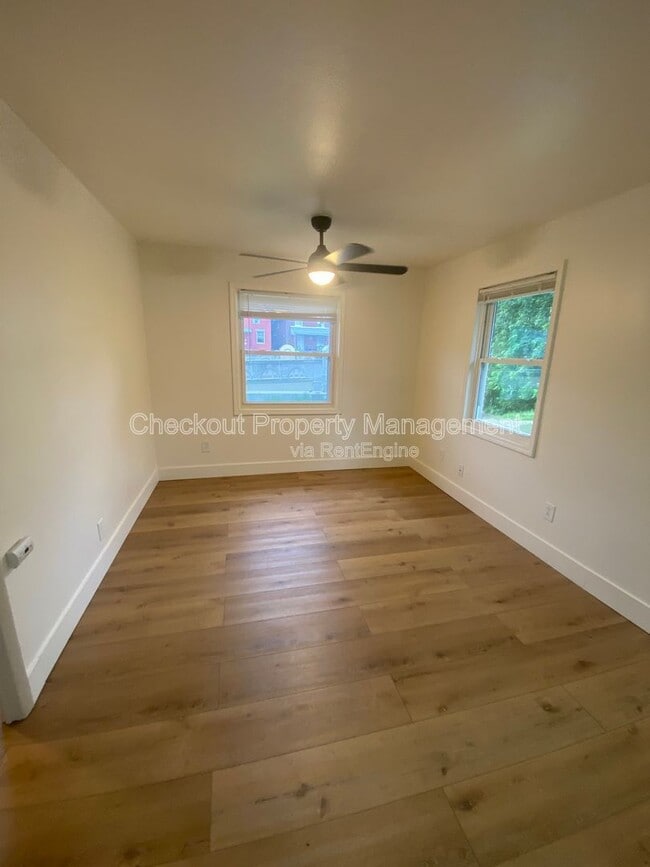 Photo - 120 Bellerive Blvd