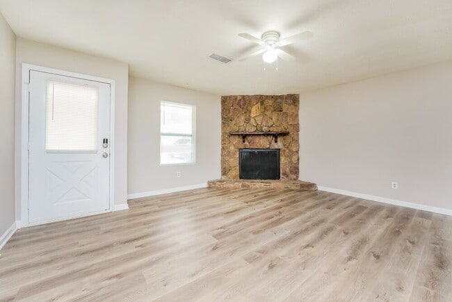 Photo - 4964 Galbraith Cir