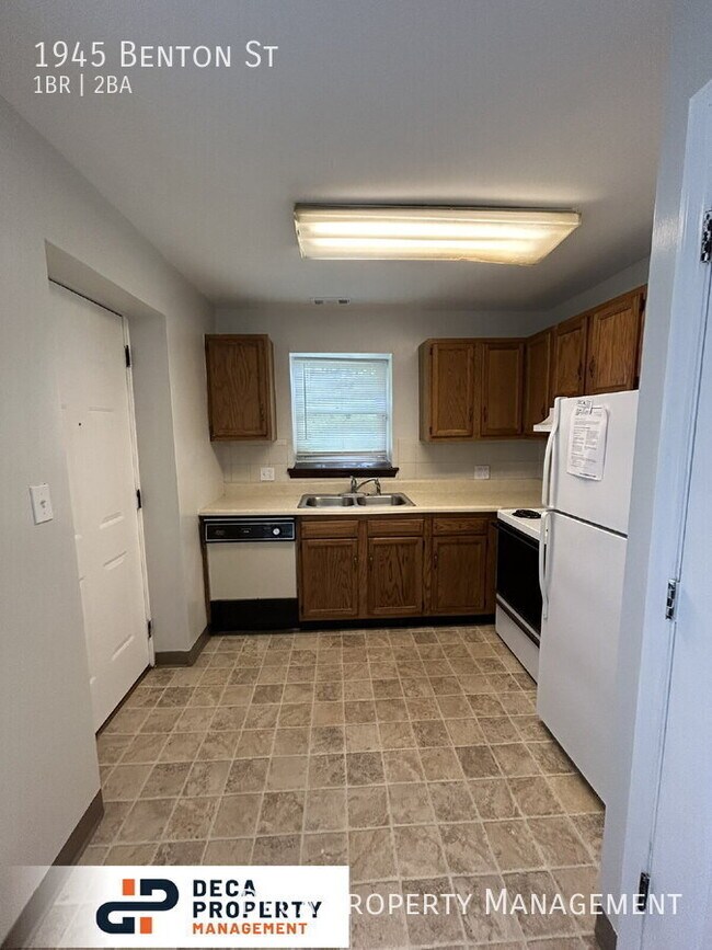 Photo - 1945 Benton St