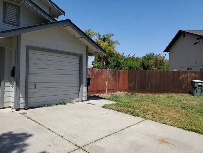 Photo - Modesto off of Carpenter Road