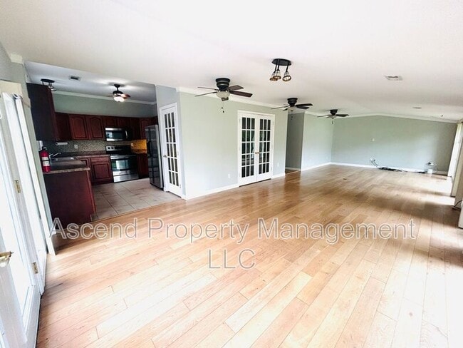 Photo - 16 Pioneer Ln