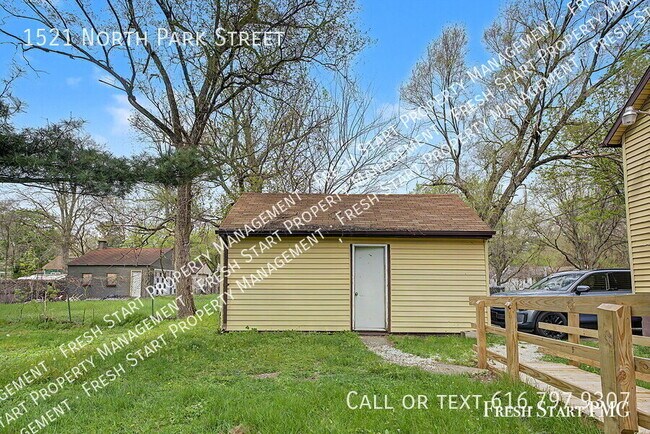 Photo - 1521 N Park St