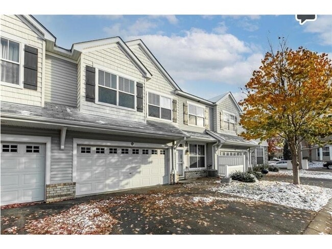 Photo - 3033 Chamberlain St