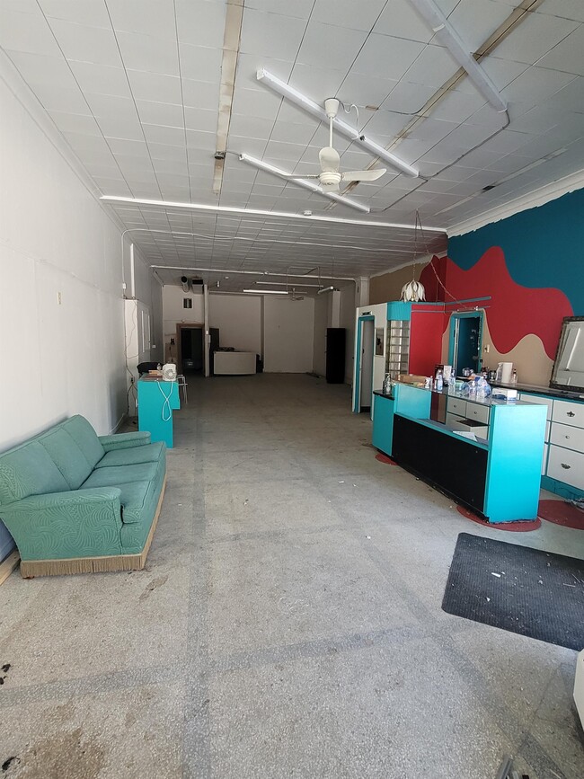 Photo - 224 Notre Dame Ave