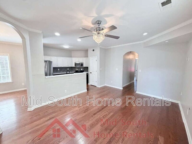 Photo - 1568 Wynne Rd