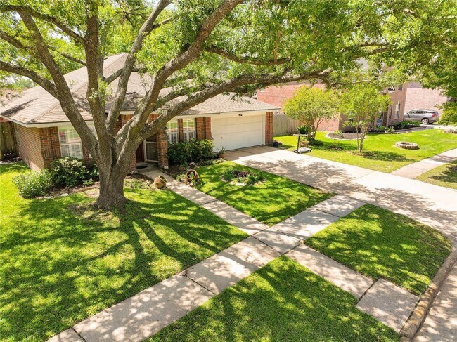 Photo - 19731 Dusty Creek Dr