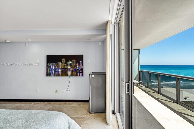 Photo - 5875 Collins Ave Unit 1704