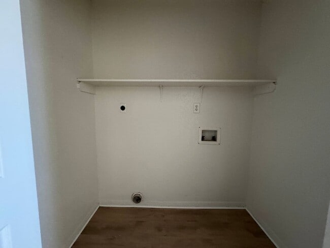 Photo - 2909 Cantabrian Dr Unit # B