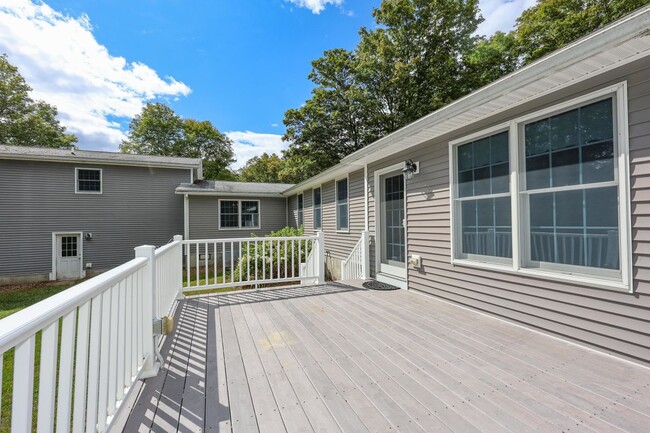 Photo - 55 Holbrook Hill Rd