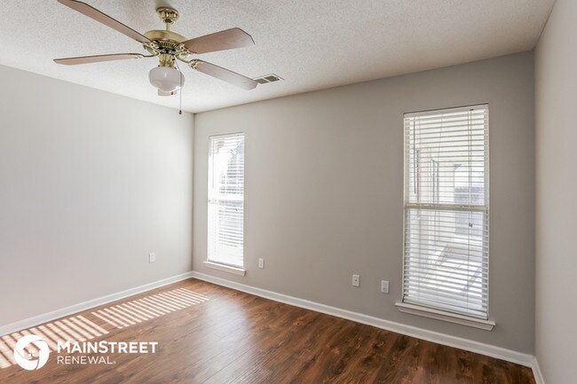 Photo - Apply Today - Move In Specials!