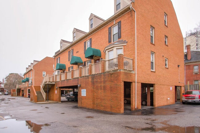 Photo - 1210 Stockley Gardens