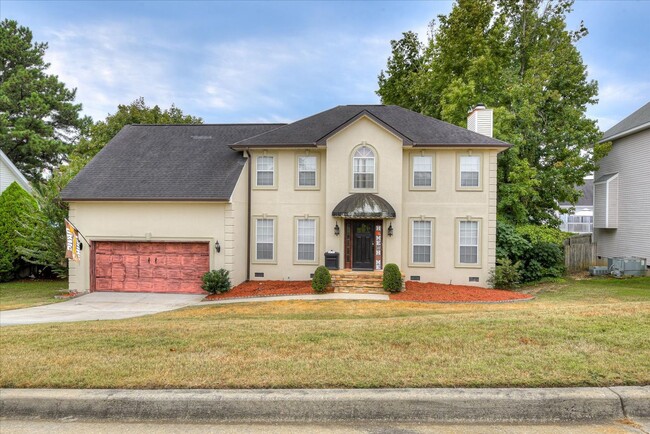 Updated 4 bedroom 2.5 bath close to everyt... - Updated 4 bedroom 2.5 bath close to everyt... House