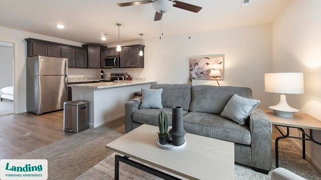 Building Photo - 610 Universal Dr Rental