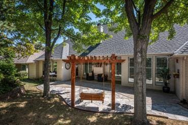 Photo - 1017 Gulmor Rd