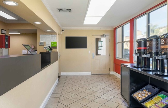Furnished Studio-Orange County - Irvine Spectrum