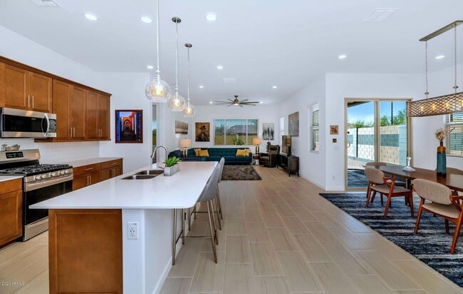 Photo - 16979 W Alameda Rd