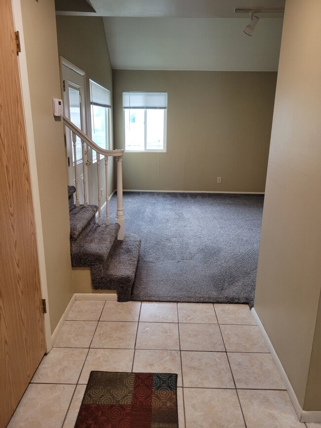 Entrada - 4207 W Bampton Ln