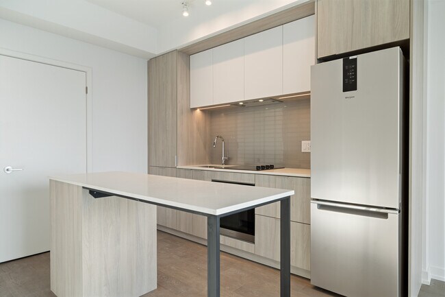 Photo - 395 Square One Dr