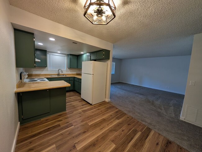 Photo - 1700 N Center St Unit #3