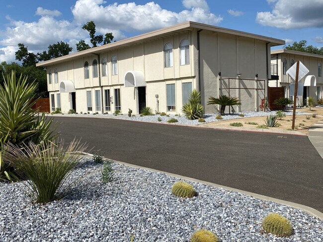 Astrid Place, Fair Oaks - Modern Luxury To... - Astrid Place, Fair Oaks - Modern Luxury To... House