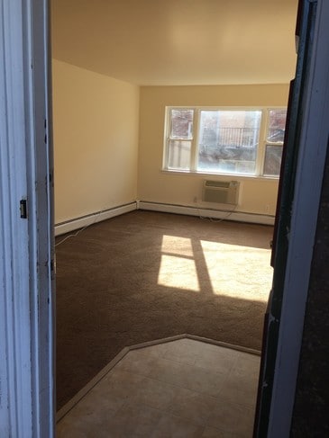 2BD - Entry