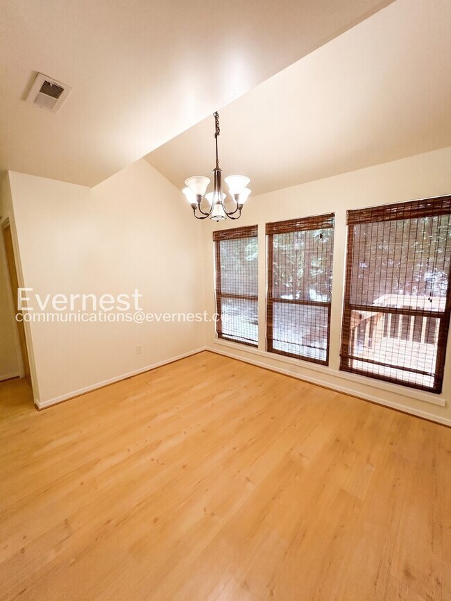 Photo - 128 Sharps Rd