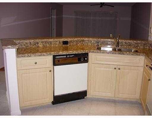 Photo - 2205 S Cypress Bend Dr Unit 307