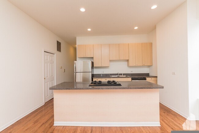 Photo - 2835 W Medill Ave Unit 1