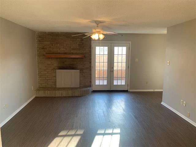 Photo - 719 Bluebonnet Dr