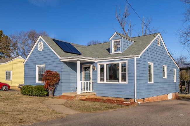 Photo - 2417 Homeview Dr