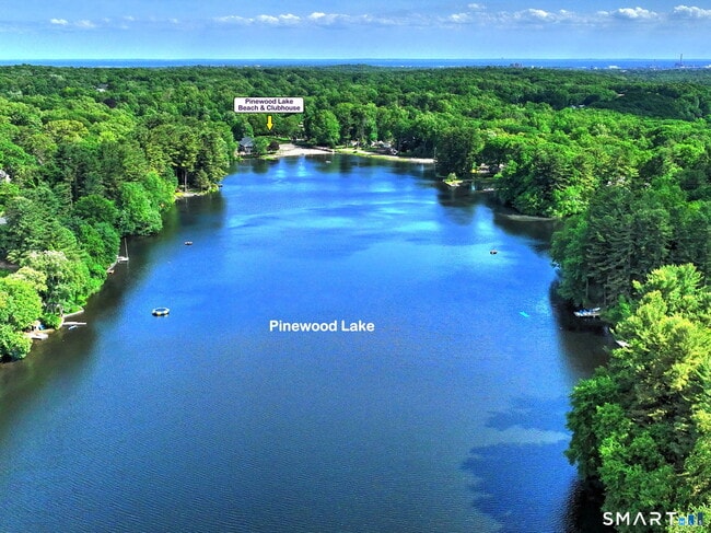 Photo - 10 Old Pinewood Trail