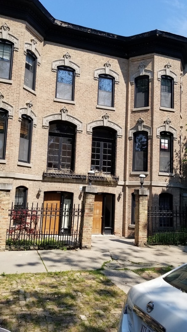 Building Photo - 2217 N Cleveland Ave Unit CHS Rental