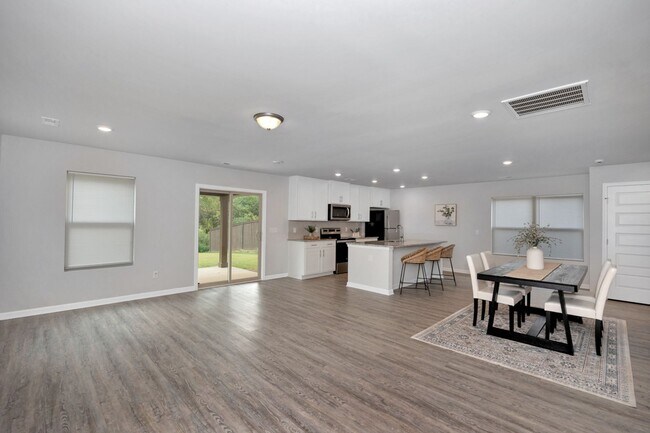 Photo - 3 Bedroom House in East Limestone