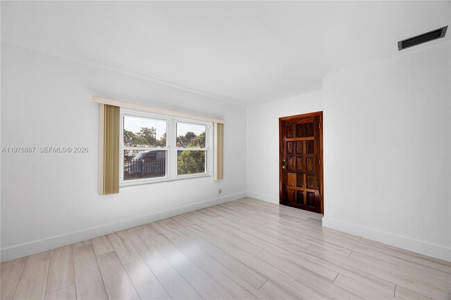 Photo - 150 SW 58th Ave