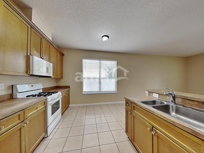 Photo - 13450 Sunkiss Loop