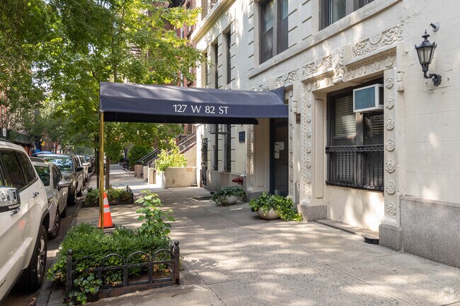 Photo - The Greystone