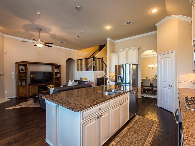 Photo - 3205 Cotton Blossom Way