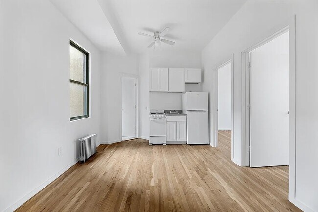 Photo - 239 W 63rd St Unit PE