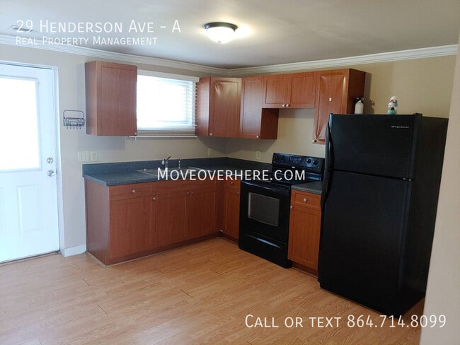 Photo - 29 Henderson Ave