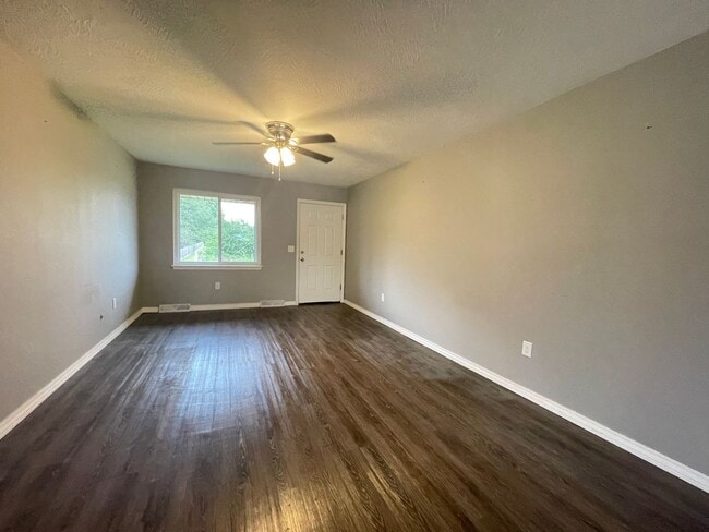 Photo - 4529 W 3rd St Unit A7