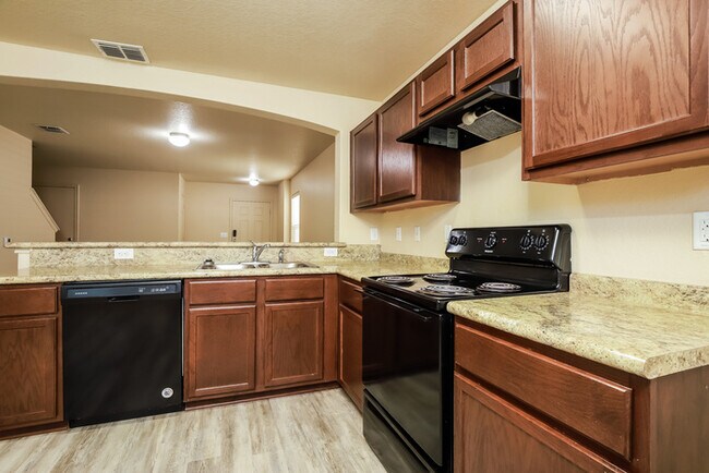 Photo - Hunters Pond - 2211 Fishing Stone, San Ant...