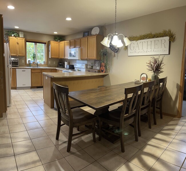 2258 Spring Meadow Dr