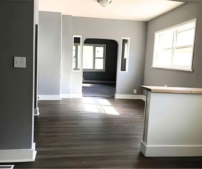 Photo - 9918 Sandusky Ave