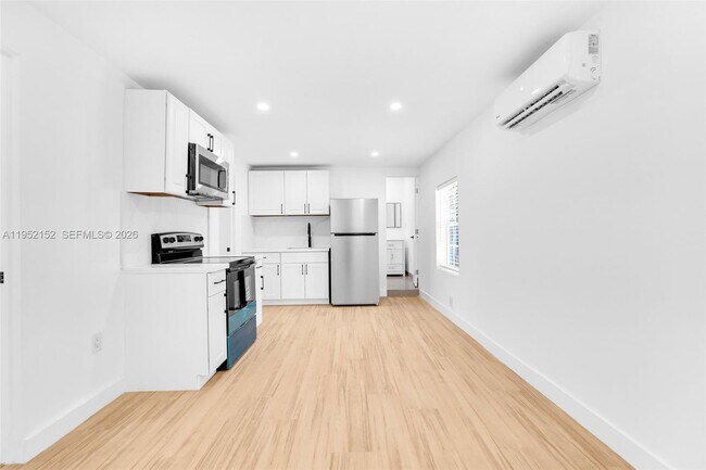 Photo - 2419 Coolidge St Unidad 1