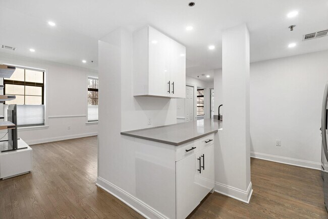 Photo - 729 Madison St Unidad 1B