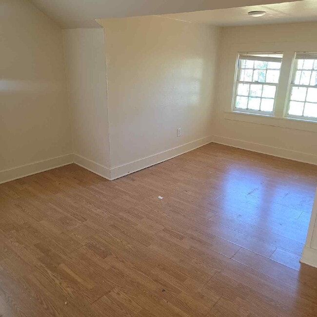 Photo - 1201 Gains Ave