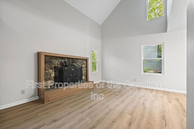 Photo - 6012 Lanai Ln