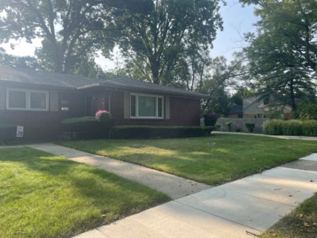 Building Photo - 1555 Margaret Ave SE