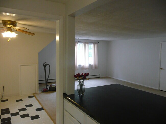 Photo - 505 Dinah Rd Unit 2